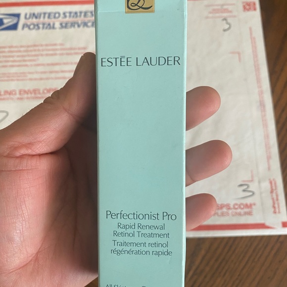 ESTEE LAUDER Perfectionist Pro Rapid Renewal Retinol Treatme - Picture 1 of 7
